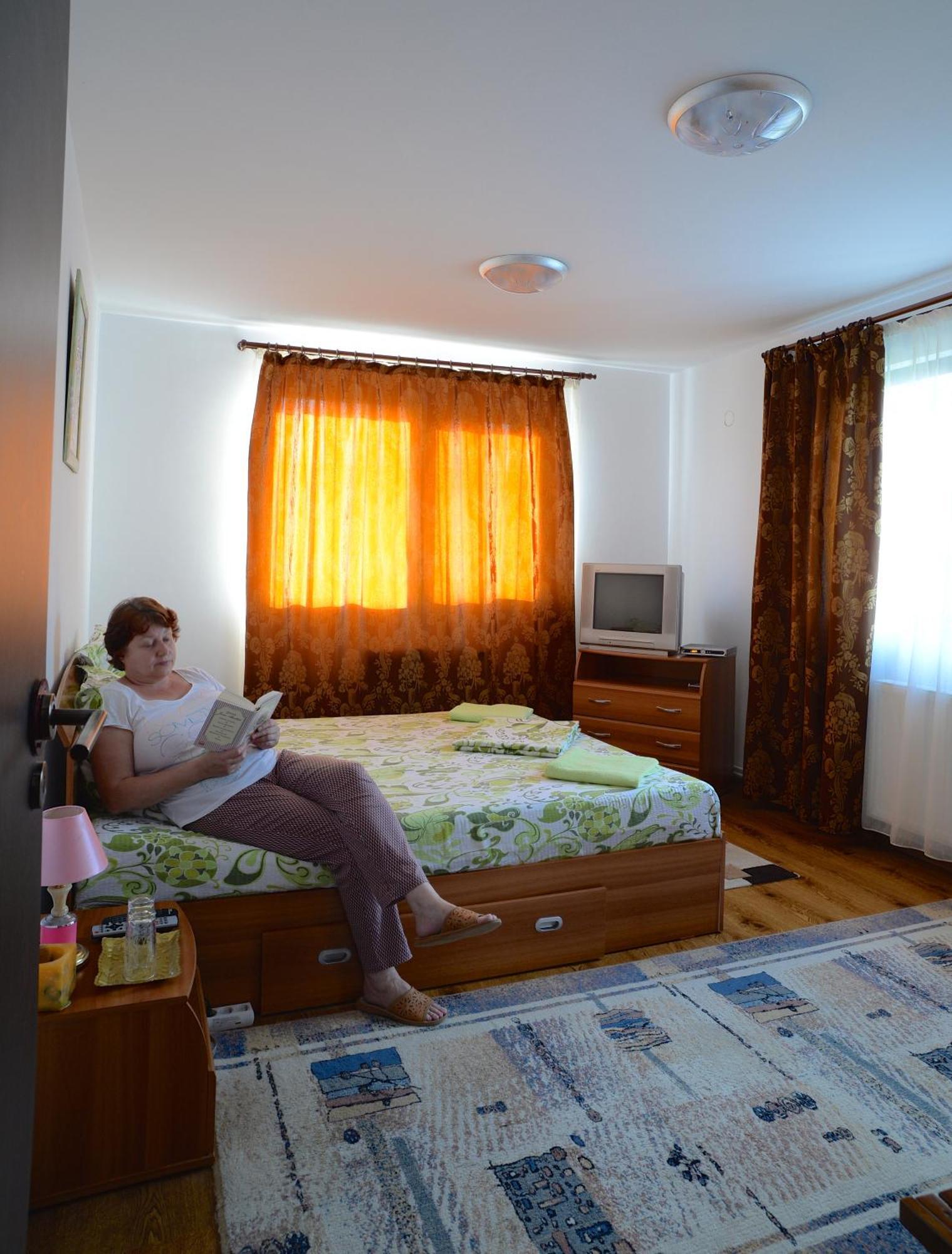 Vila Madudu Vălenii de Munte Exterior foto